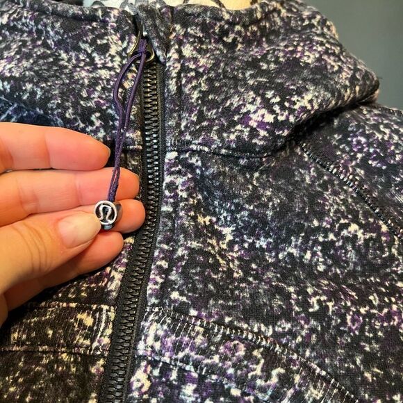 COPY - ✨Lululemon Scuba - Picture 4 of 6